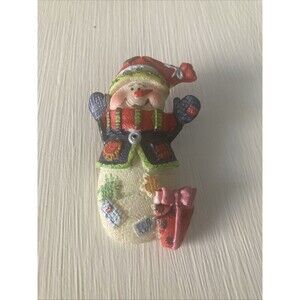 Vintage Christmas Holiday Snowman Mittens Hat Resin Brooch Pin 2.5"